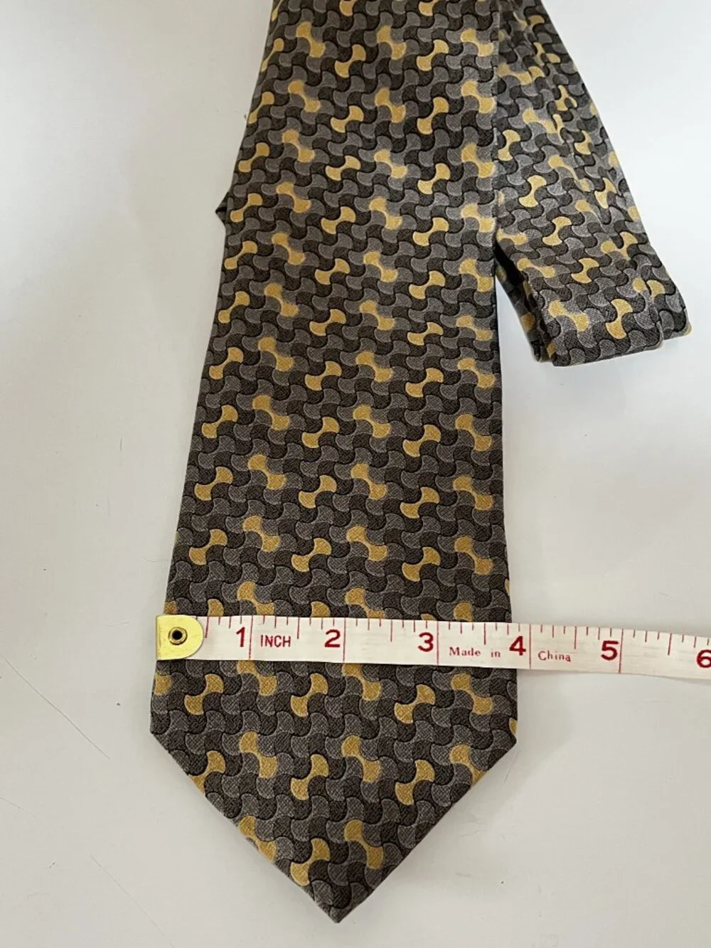 GEORGE MACHADO Mens Necktie preowned like